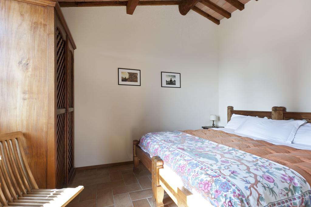 Casale Pundarika Pension Riparbella Buitenkant foto
