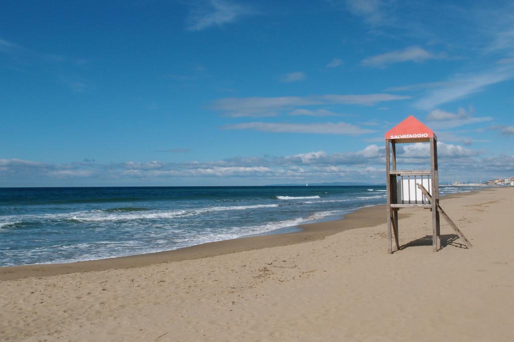 Casale Pundarika Pension Riparbella Buitenkant foto