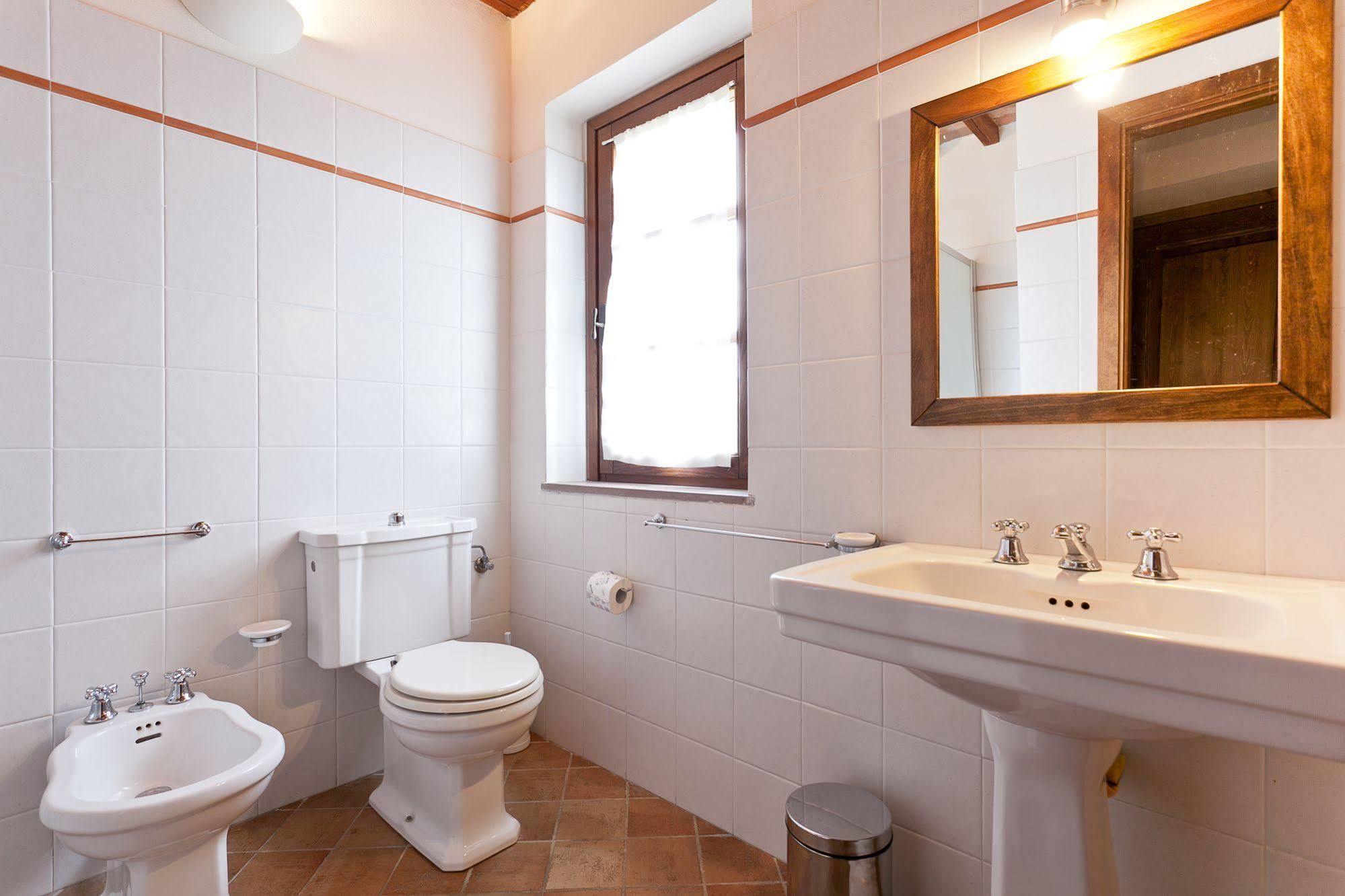 Casale Pundarika Pension Riparbella Buitenkant foto