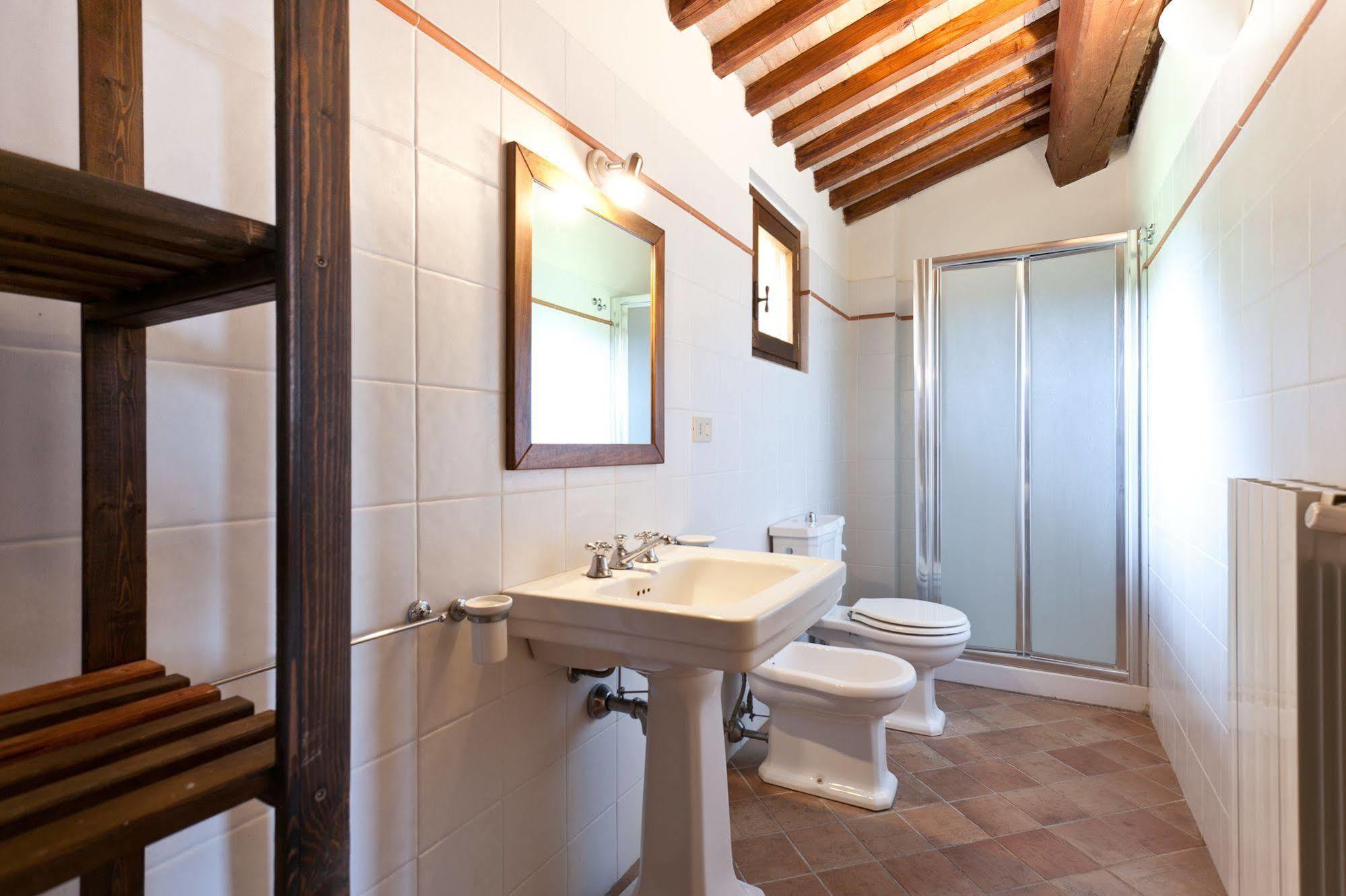 Casale Pundarika Pension Riparbella Buitenkant foto