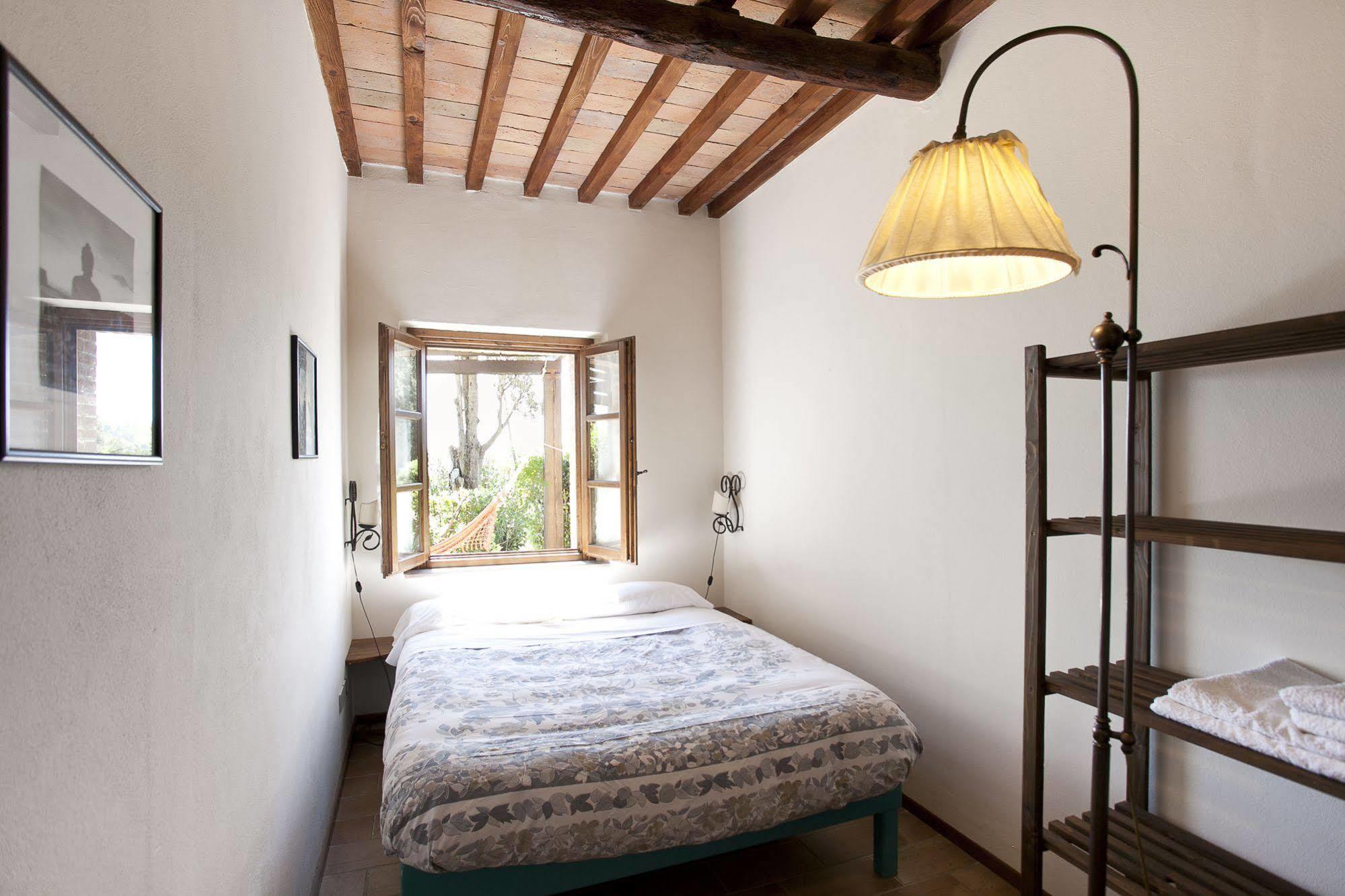 Casale Pundarika Pension Riparbella Buitenkant foto