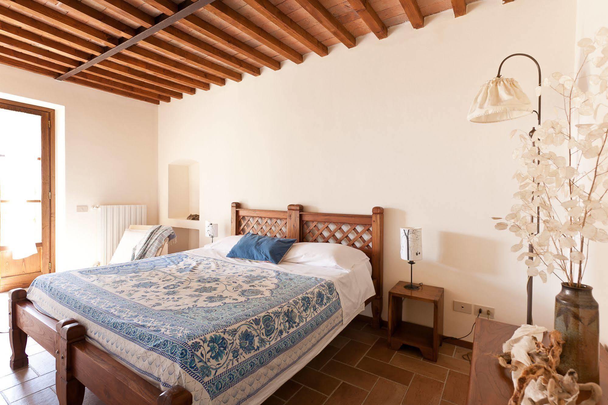 Casale Pundarika Pension Riparbella Buitenkant foto