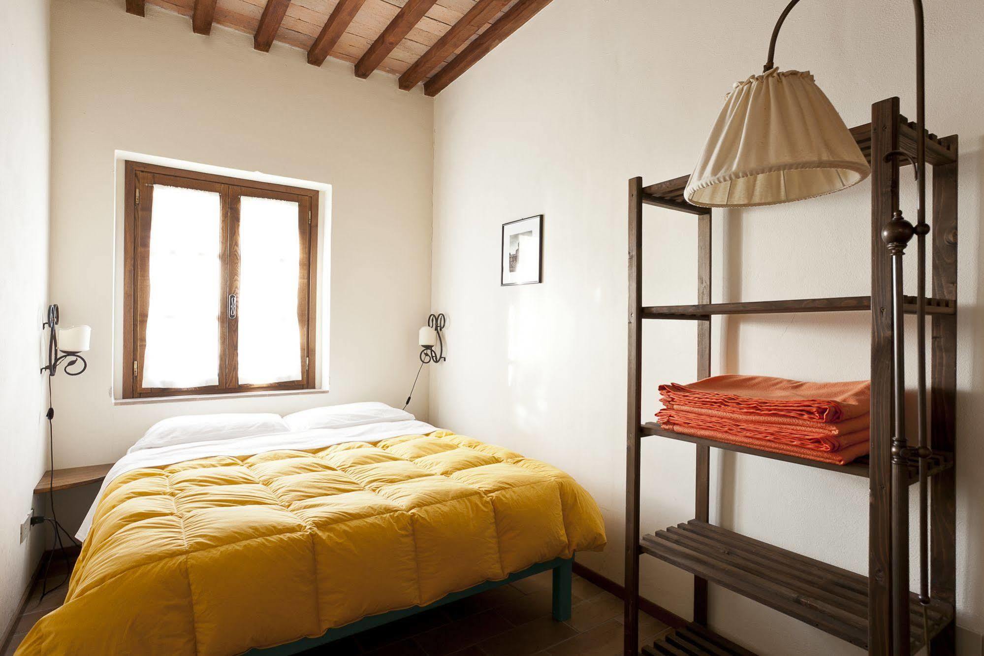 Casale Pundarika Pension Riparbella Buitenkant foto