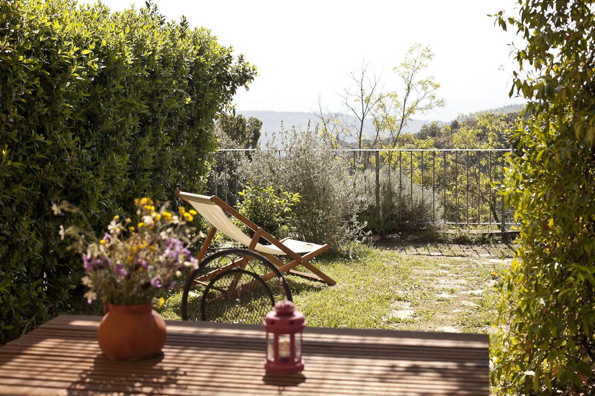 Casale Pundarika Pension Riparbella Buitenkant foto
